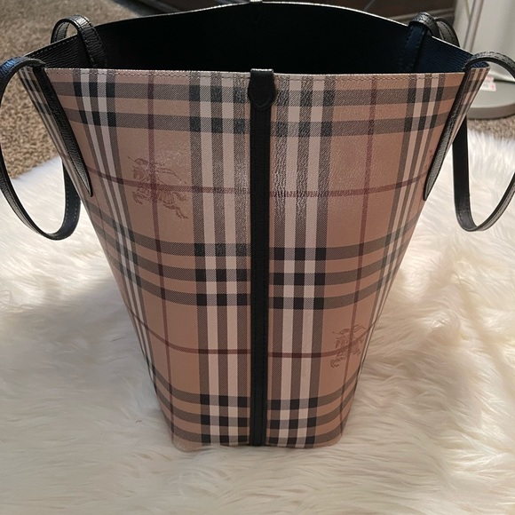 Authentic Burberry Reversible Tote - Picture 7 of 14
